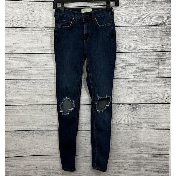 Free People Jeans - Picture 1 of 6